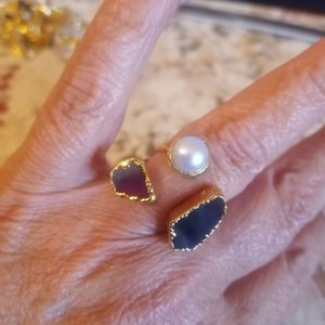 𝅺THREE Stone Agate and Pearl Adjustable Ring